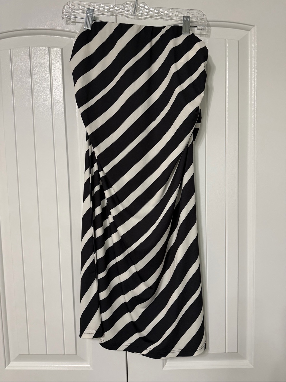 H&M Black and White Diagonal Stripe Midi Dress